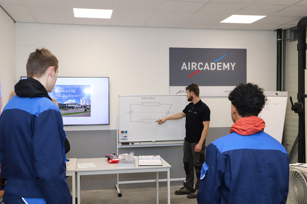 De Aircademy: het opleiden van mensen met een hart voor techniek in de breedste zin van het woord.